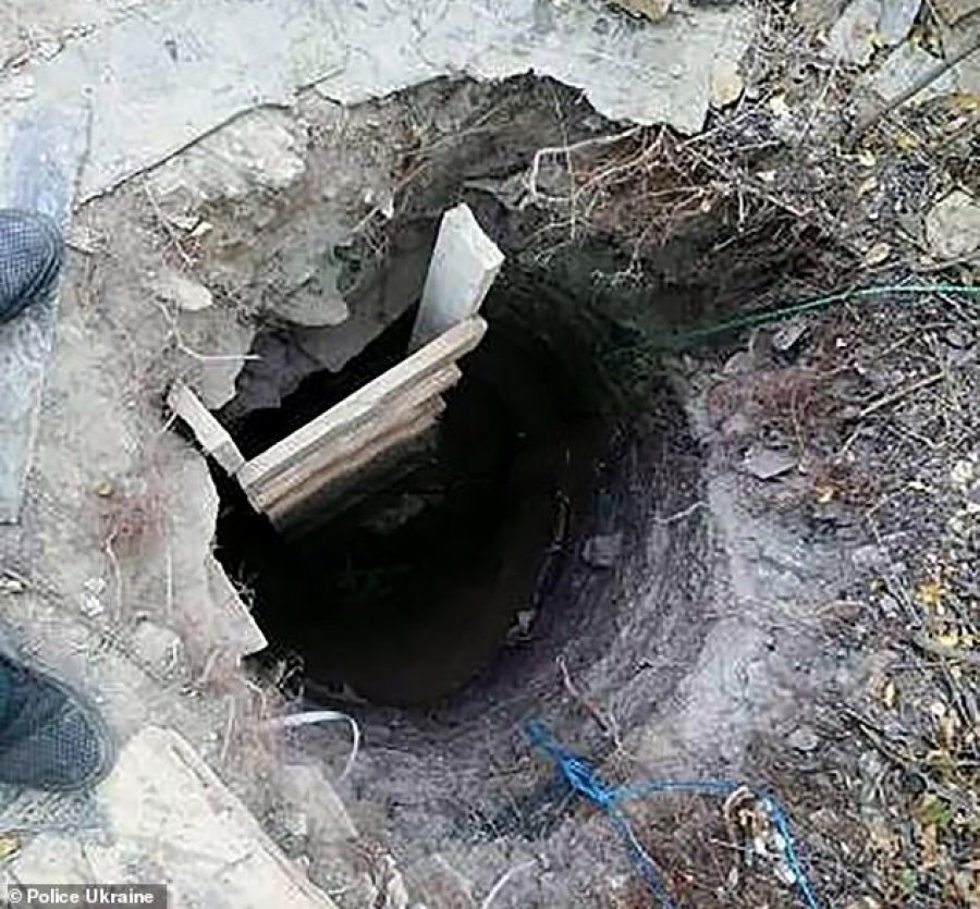 Mamaja kapet duke gërmuar e vetme një tunel për në burg, donte të lironte të birin