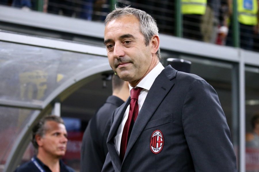 Ish-trajneri i Milanit bëhet gati për të marrë drejtimin e ekipit të Serie A