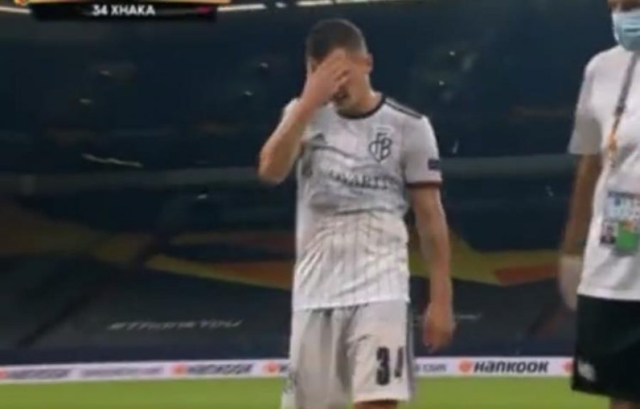 VIDEO/ Momenti fatkeq kur Taulant Xhaka lë i dëmtuar çerekfinalen e Europa League
