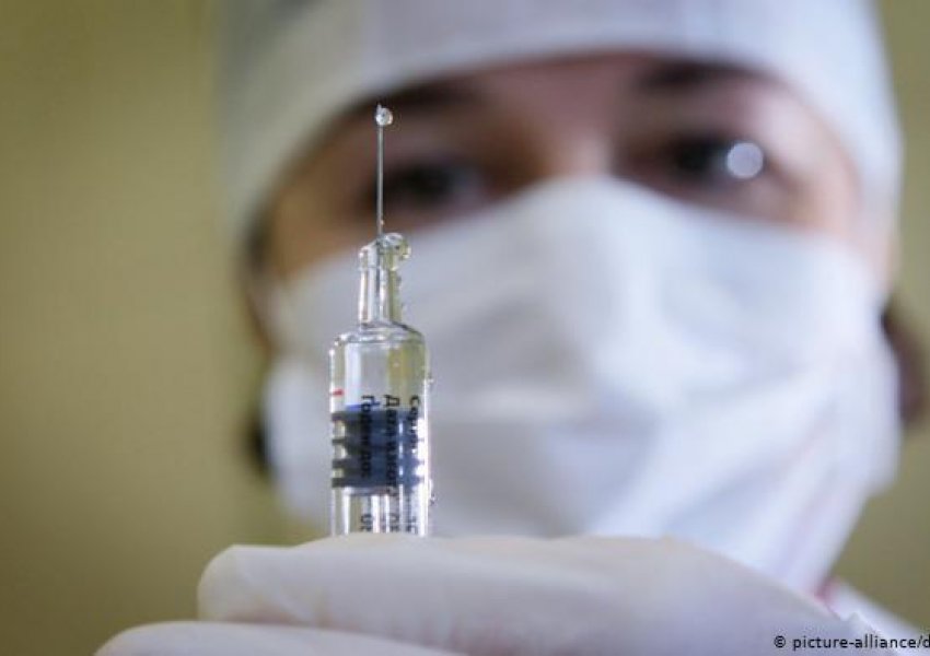 Rusia cakton çmimin për vaksinën anti-Covid që pretendon se ka shpikur me sukses