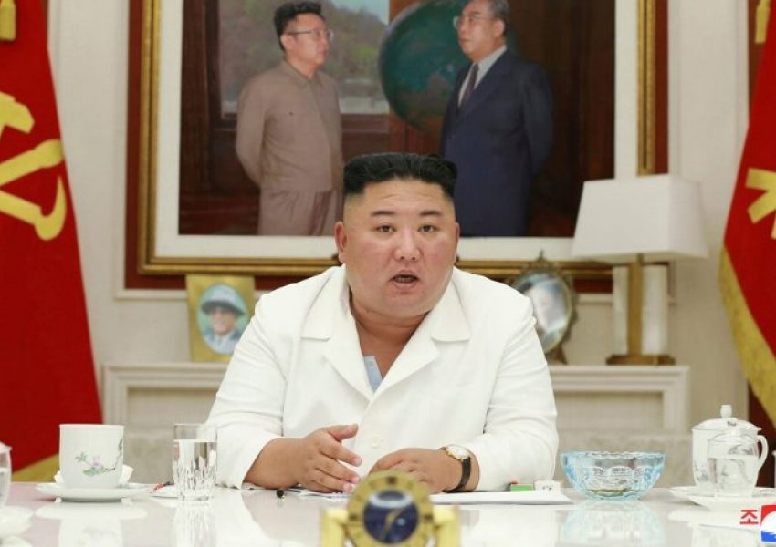 Lufta me COVID-19/ Kim Jong Un refuzon ndihmën e jashtme