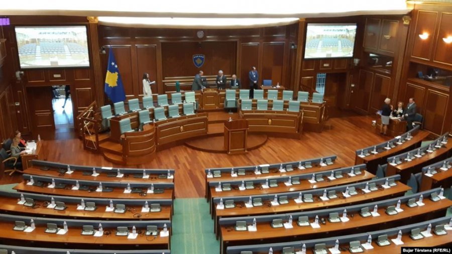 Kosova miraton Ligjin për parandalimin dhe luftimin e pandemisë COVID-19
