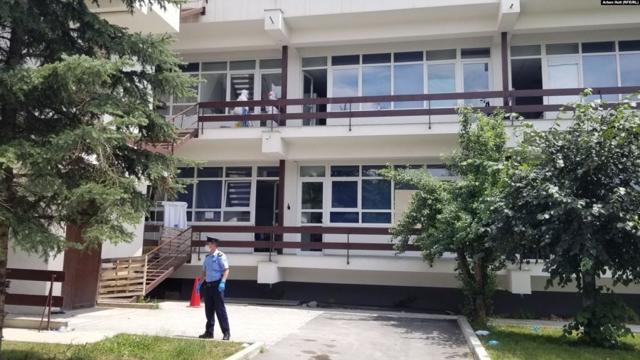 400 pacientë me COVID në spitalet publike të Kosovës