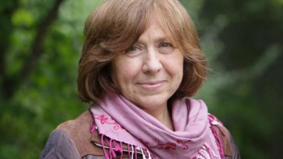Bjellorusi/ Arrestohet fituesja e Çmimit Nobel, Svetlana Alexievich, ju bashkua opozitës