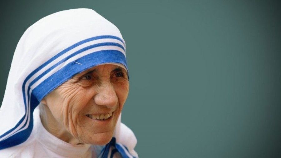 Vatikani: Gruaja që kur t’i ngulte sytë, të shikonte në shpirt!
