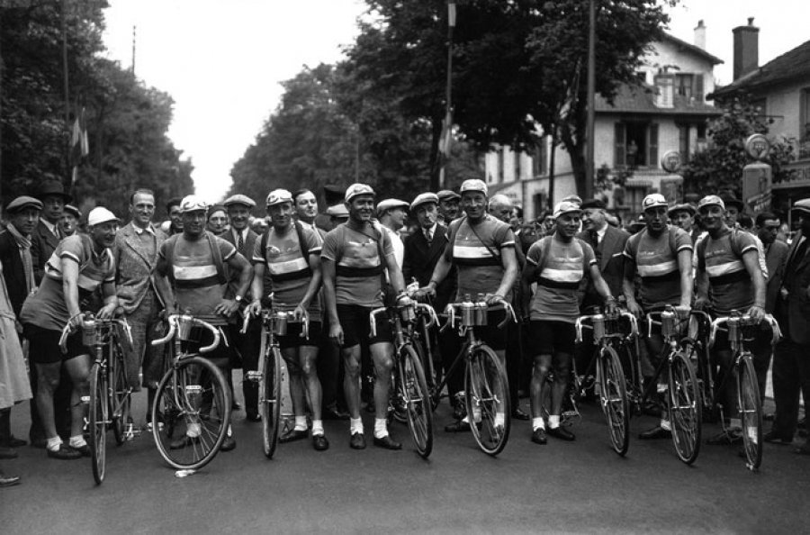 Në 1933, tre shqiptarë synuan Tour de France, garën më të famshme të çiklizmit në botë