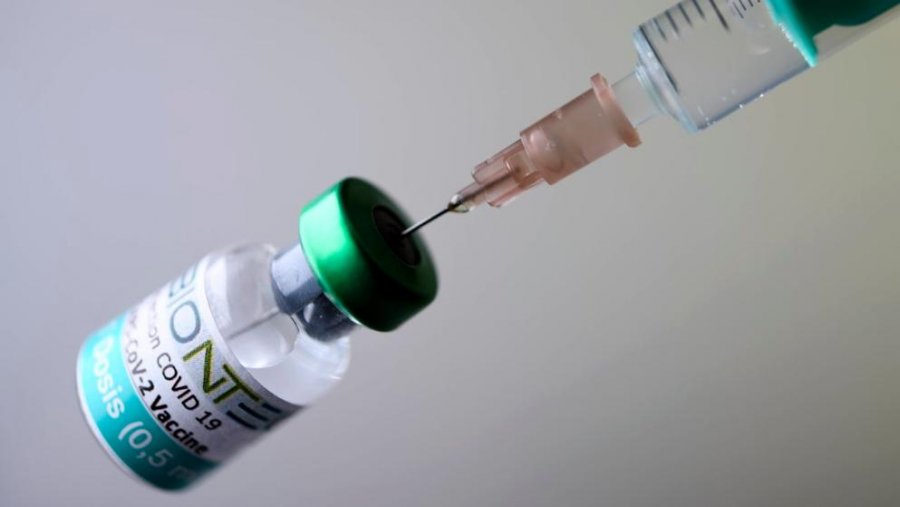 Edhe Pfizer aplikon për vaksinën, shpërndarja nis sivjet