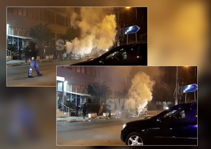 VIDEO/ Makina shpërthen në lëvizje në mes të qytetit, dyshimet e para