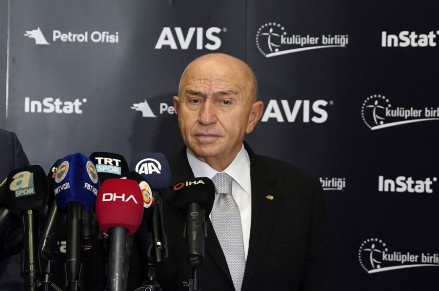 Presidenti i Federatës së Futbollit të Turqisë infektohet me Covid-19