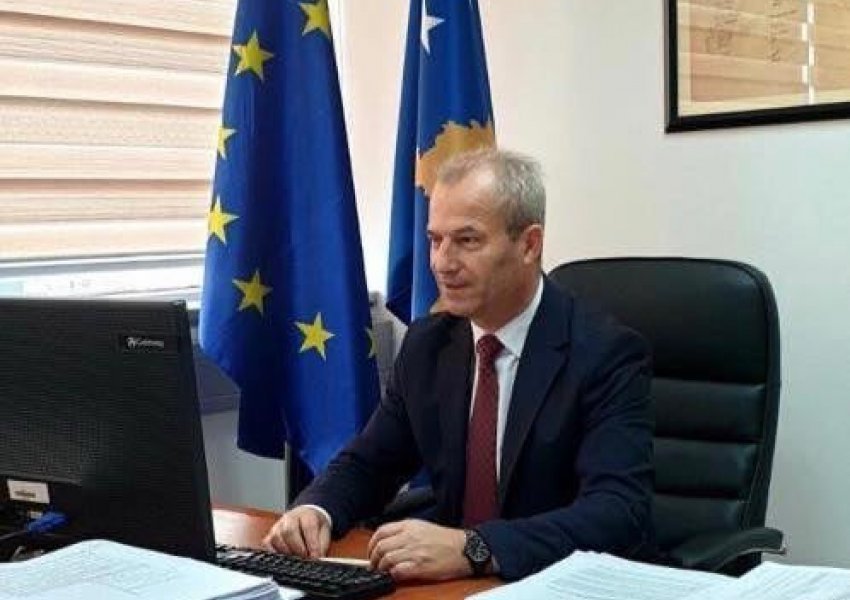 Zv.ministri jep lajmin kur do t’i marrin nga 300 euro ata që humbën punën gjatë pandemisë