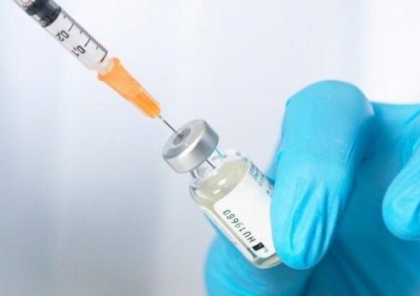 COVID-19 dhe vaksina: Pas një tjetër rasti, dalin udhëzime të reja për reagimet alergjike      