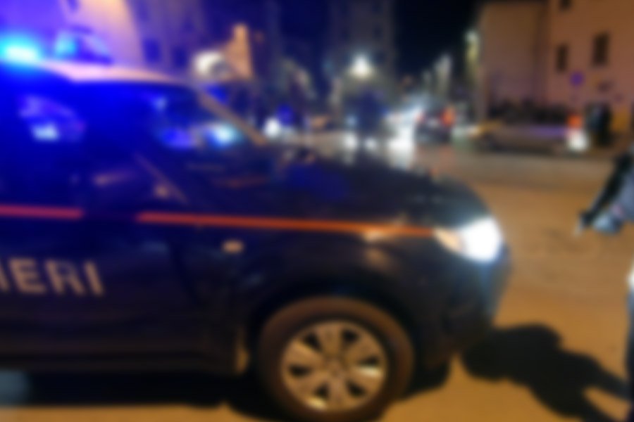 Policia i ndaloi rastësisht për maskën, ja çfarë gjen policia në makinën e shqiptarëve