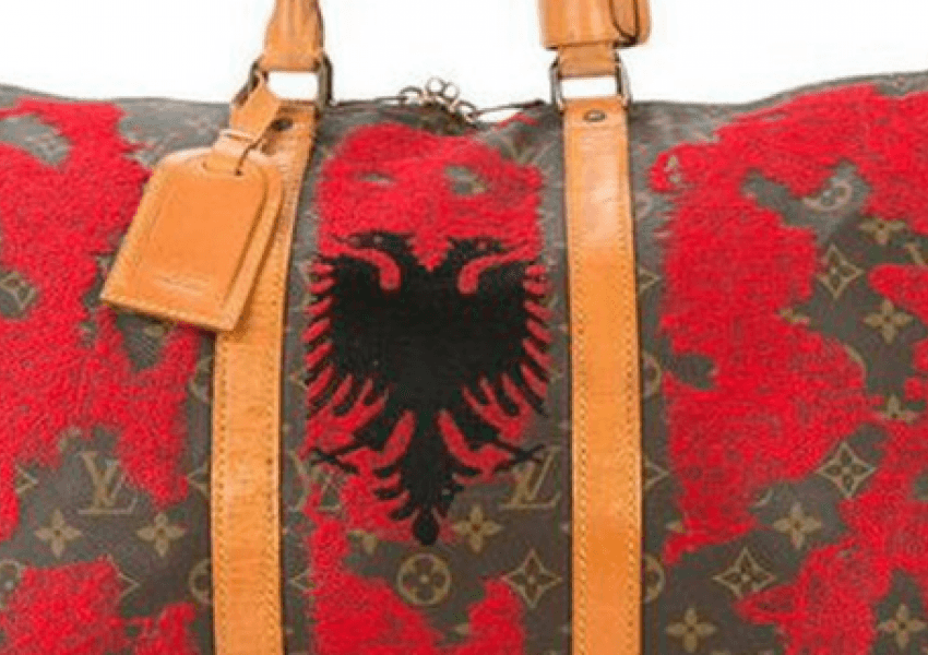 ‘Louis Vuitton’ nxjerr në shitje çantën me flamurin shqiptar, ja çmimi marramendës