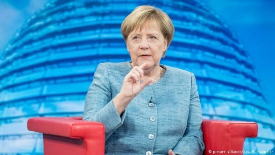 Marrëveshja tregtare me Britaninë/ Merkel: Është bërë përparim ‘shumë i kufizuar’ në negociata