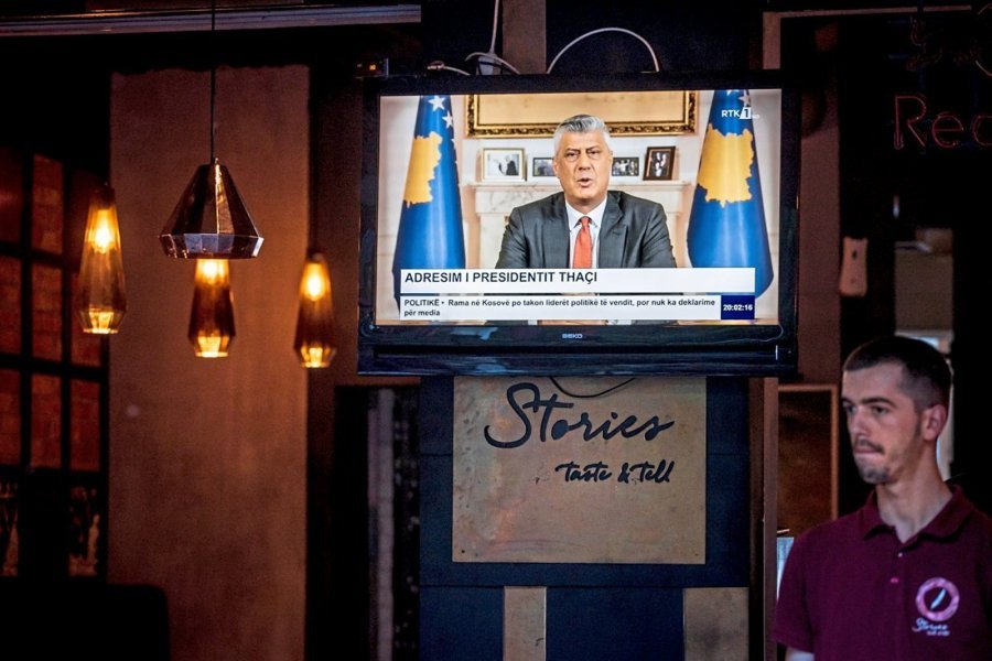 Der Standard: Thaçit iu ofrua shpërbërja e gjykatës në këmbim të lëshimeve për Serbinë