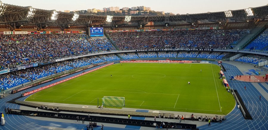 Italia do të hapë çerekun e stadiumeve për tifozët