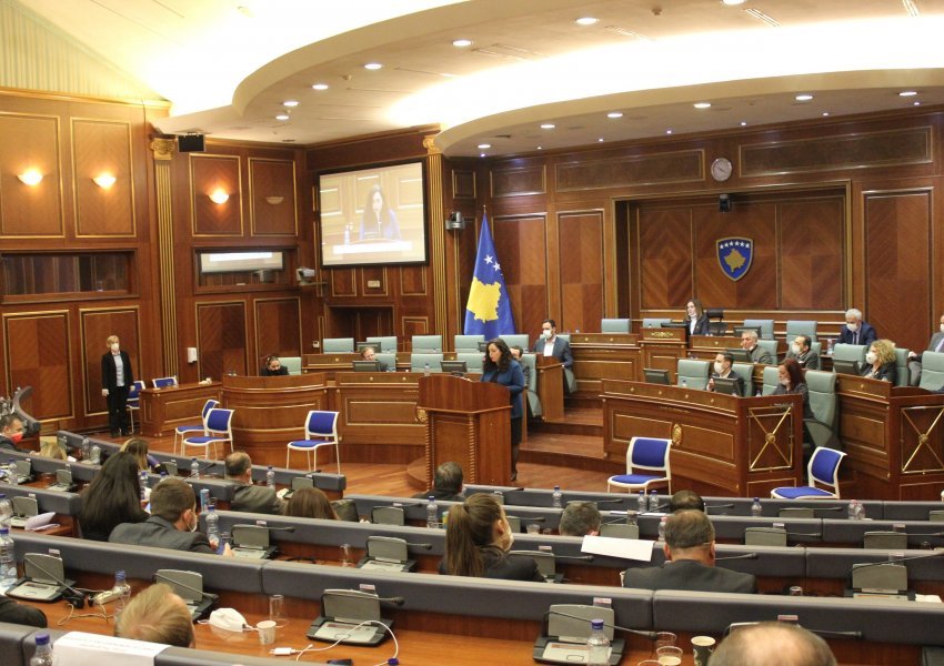 Debat i ashpër për Ligjin e mbrojtjes së UÇK-së/SYRI.NET Kosova siguron dokumentin e plotë