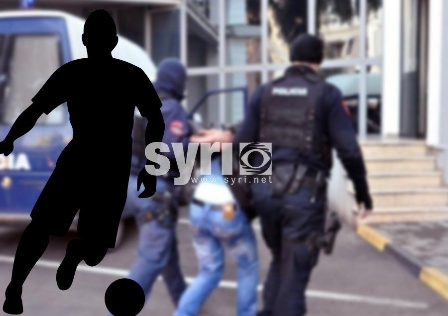 Goditi gjyqtarin gjatë ndeshjes, policia ndalon futbollistin shqiptar