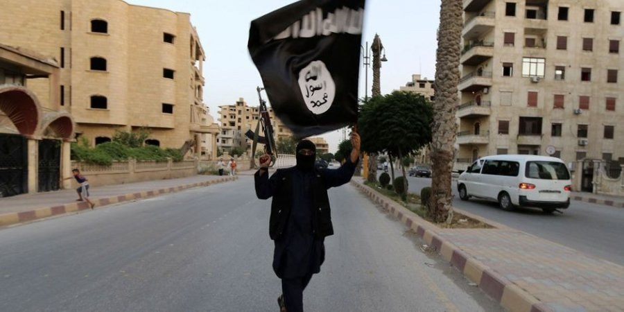Krime të kryera në Siri/ Gjykata franceze dënon një luftëtar të IS-it