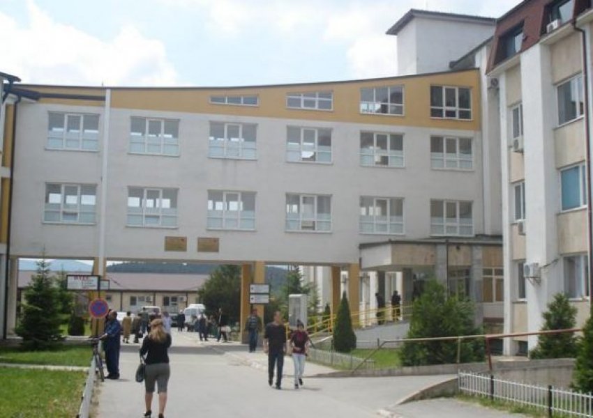 96 pacientë të prekur me koronavirus po trajtohen në Spitalin e Gjakovës