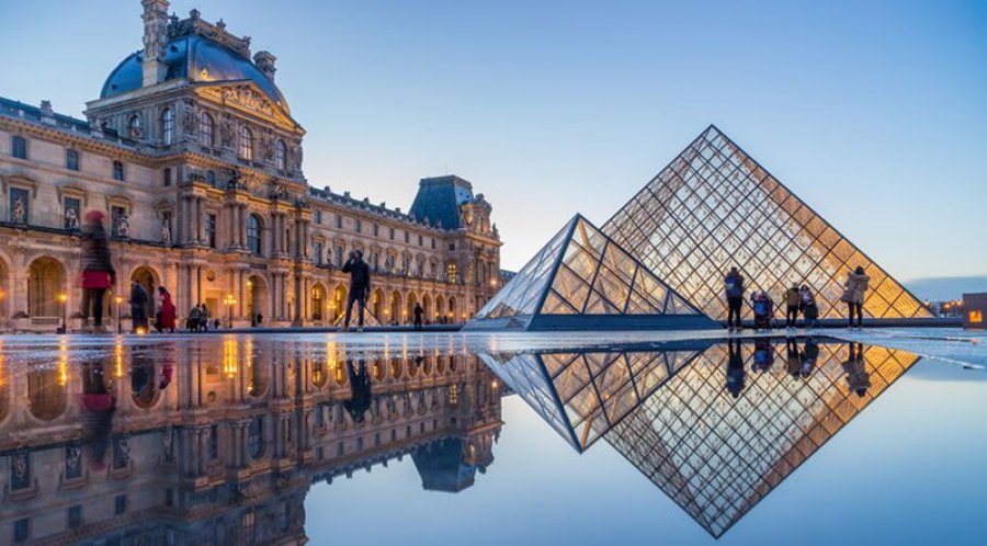 Rihapet muzeu Louvre në Paris/ Qëndroi i mbyllur prej 4 muajsh për shkak të Covid-19