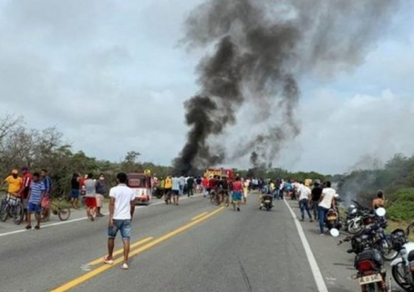 Shpërthen kamioni që transportonte naftë, 7 të vdekur dhe dhjetra të plagosur