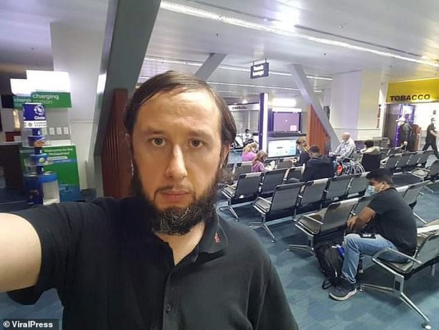 Turisti kërkon ndihmë,prej 100 ditësh i bllokuar  në aeroport