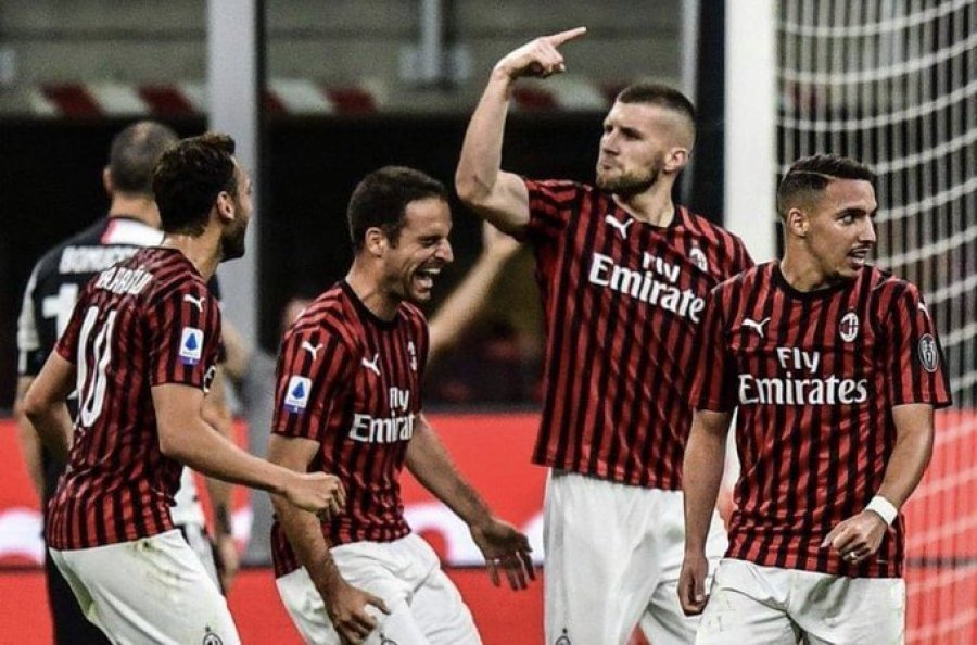 VIDEO/ Ndeshje spektakolare, Milan fiton me përmbysje ndaj Juventusit