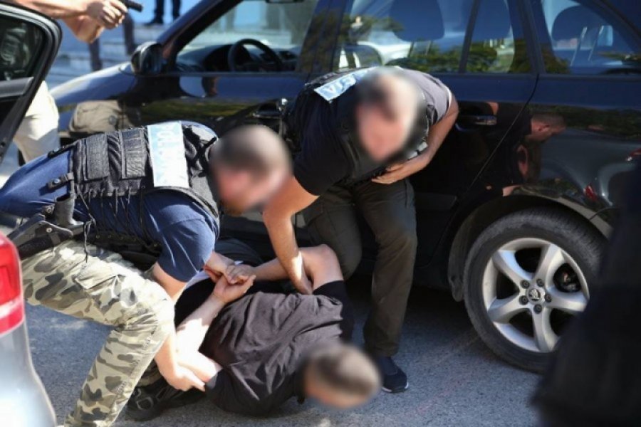 EMRAT/ Masakruan kambistin në mes të Tiranës, ja sa burg vendosi gjykata për 4 të arrestuarit 