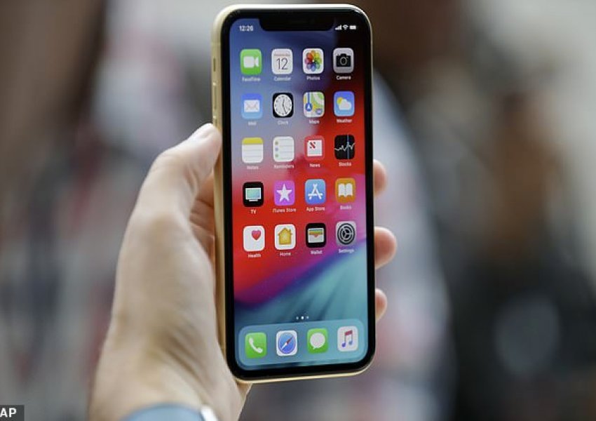 Apple dhe T-Mobile nën sulm, akuzohen për rrezikim të privatësisë së klientëve