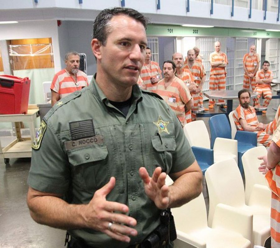 Brenda burgut në Florida, ku 100 të burgosur janë infektuar nga koronavirus