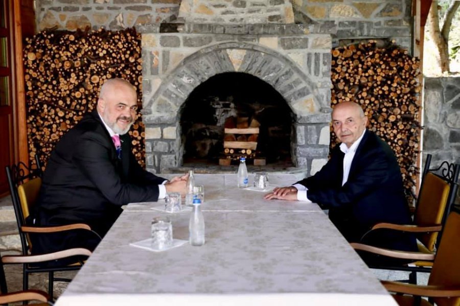 Kosovar politician Mustafa positive with Covid-19, a few days ago met Premier Edi Rama