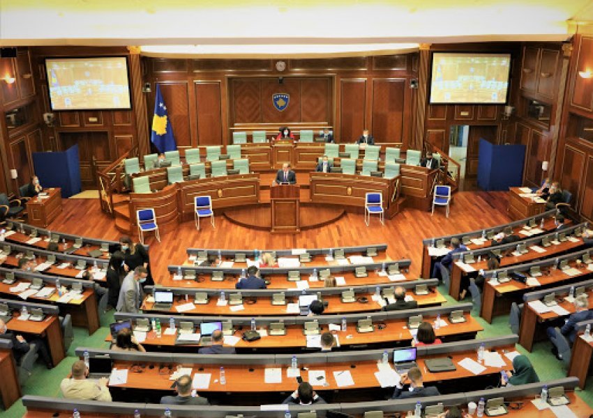 Dokument/ Kuvendi i Kosovës iu dha para OJQ-ve jashtë kritereve të rregullores 