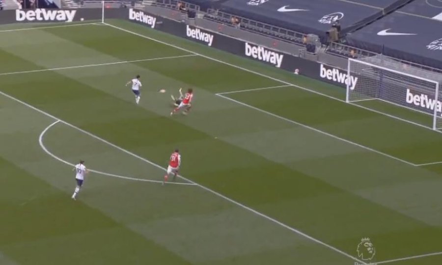VIDEO/ Njësoj si Messi, ‘ylli’ i Tottenhamit shënon gol fantastik. Mos e humb klasin...