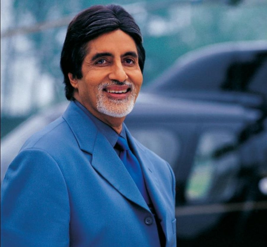 Amitabh Bachchan: Indianët po luten që ylli i Bollywood të mundë Covid-19