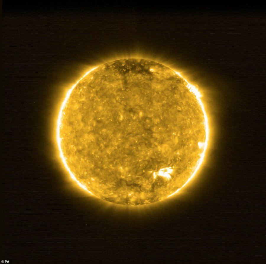 VIDEO/Teleskopi kap imazhet më të afërta të Diellit të para ndonjëherë