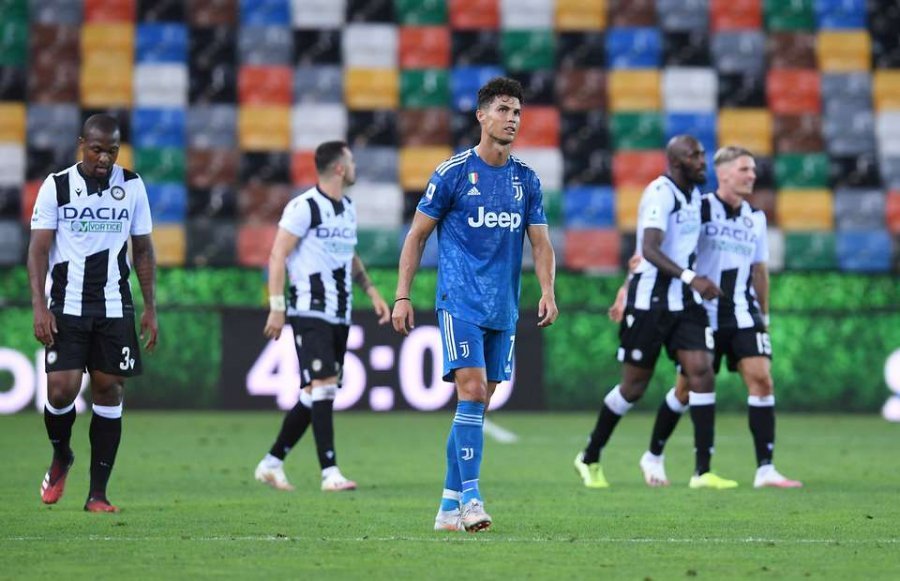 Shtyhet festa e titullit në Serie A, Juventusi mposhtet nga Udinese