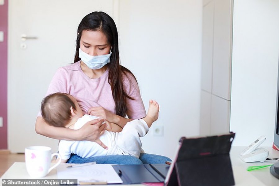Lajme të mira për mamatë, nuk infektojnë foshnjat me koronavirus edhe nëse u japin gji, tregon studimi
