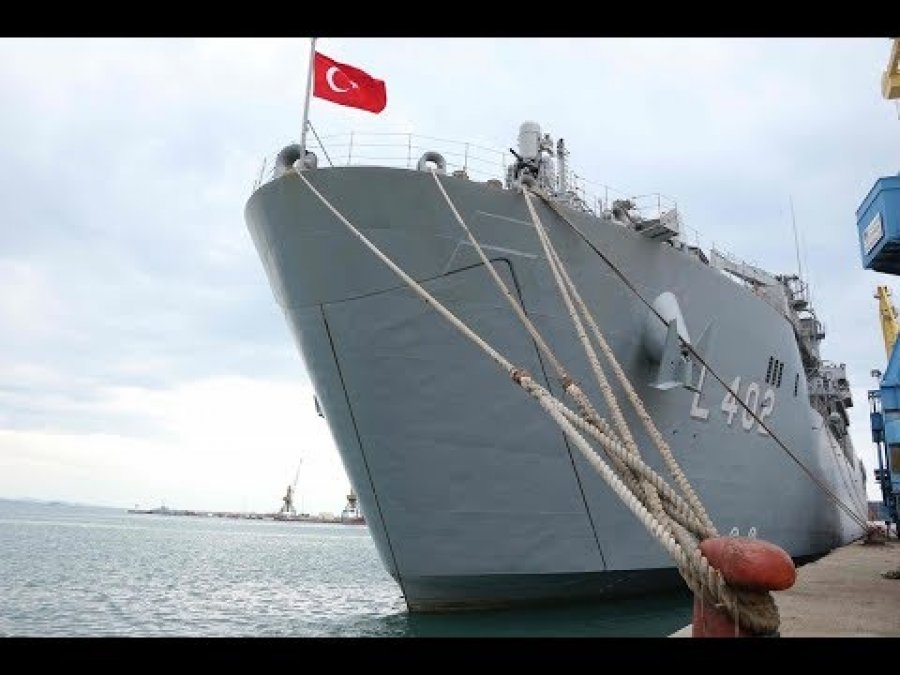 Turqia nis tërheqjen e anijeve luftarake nga Egjeu/ Ushtria greke monitoron lëvizjet