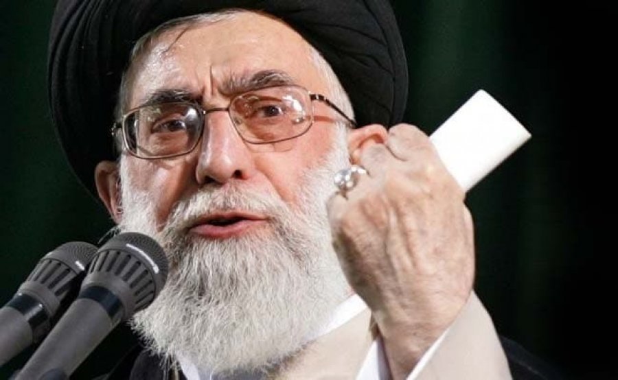Iran/ Ayatollah Ali Khamenei: Asnjë negociatë me SHBA, kanë për qëllim shkatërrimin e ekonomisë sonë