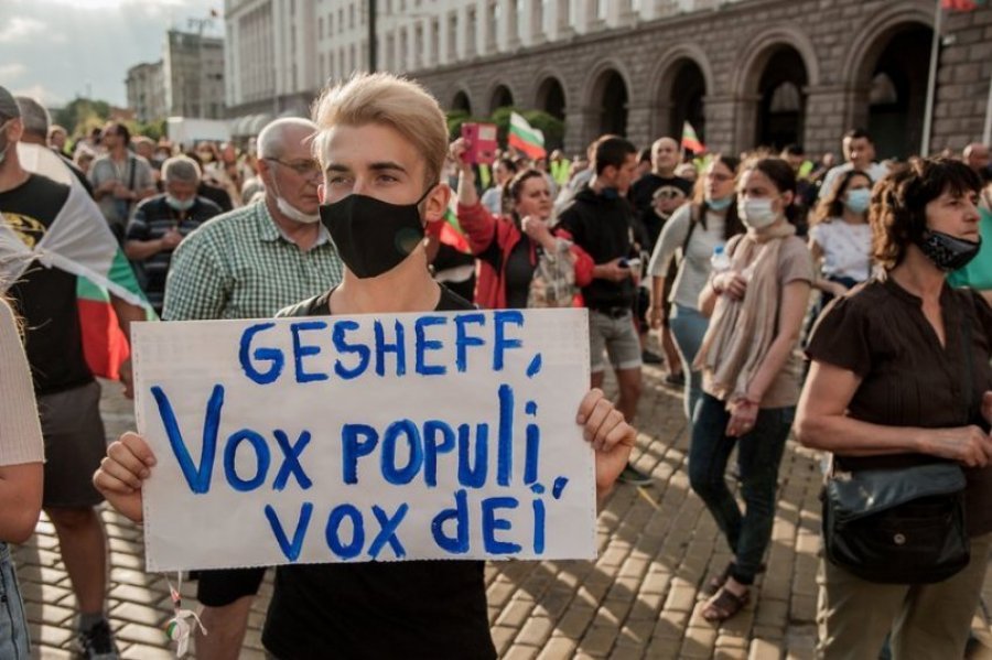 Tre javë protesta në Bullgari kundër qeverisë, akuza për korrupsion e lidhje me mafien