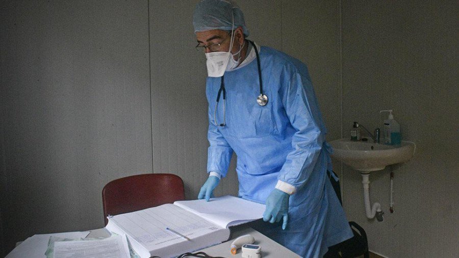 Greqi/ Tre të vdekur e 78 raste të reja nga koronavirusi