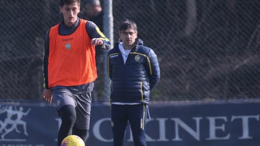 Marash Kumbulla mes Interit dhe Lazios, por ja kush është preferenca e trajnerit të Veronës