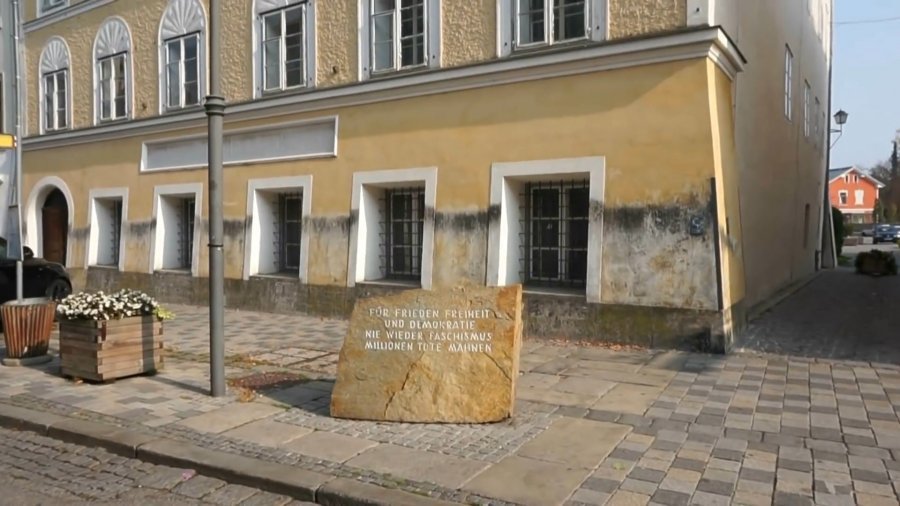 ‘Neutralizohet’ shtëpia ku lindi Hitleri/ Autoritetet do e shndërrojnë në stacion policie