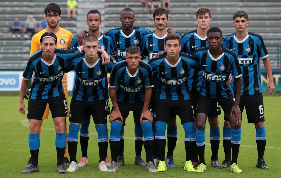 E pabesueshme: Interi mendon të luajë ndaj Napolit me ekipin e të rinjve! 59 vite më parë…