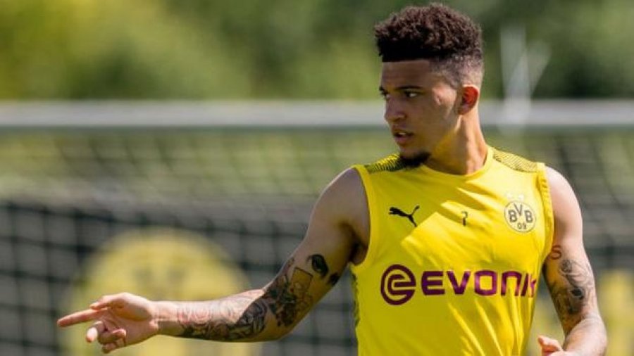 Federata Gjermane e Futbollit gjobit dy futbollistët e Dortmund