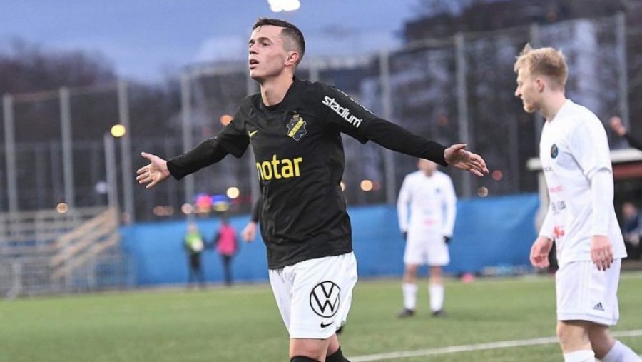 Partizani dhe klubi i AIK-ut marrëveshje të re për Jasir Asanin