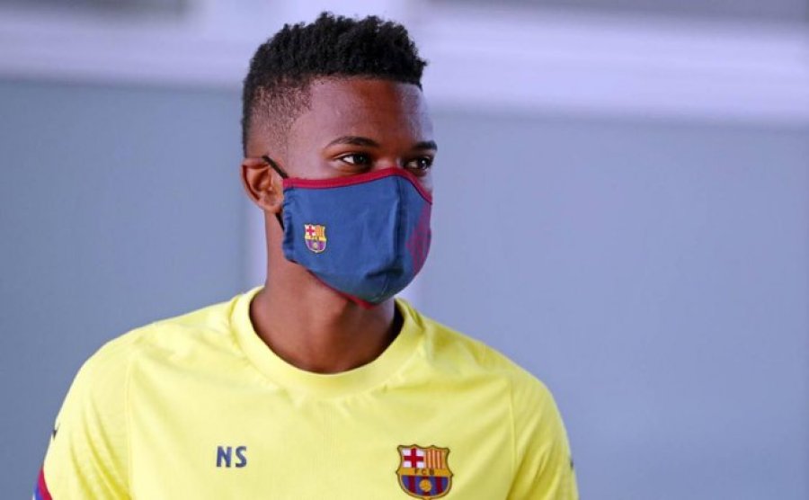 Futbollisti i Barcelonës shkel protokollin e sigurisë anti Covid-19