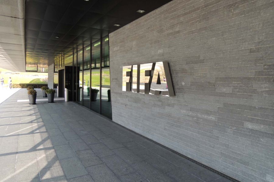 FIFA reagon pas akuzave për korrupsion
