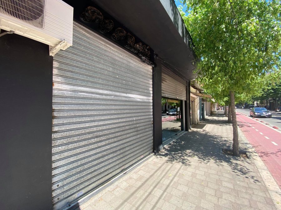 Kriza 2: Bizneseve të Tiranës u vihen taksa më të larta prej inceneratorit
